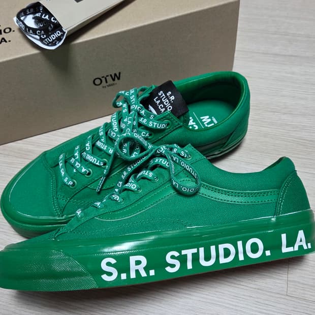 반스 OTW S.R. STUDIO 그린 스니커즈