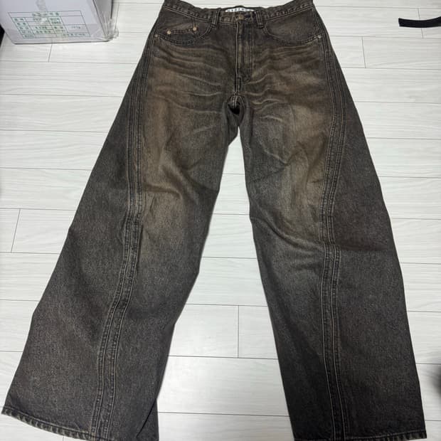 네버포겟 3D 트위스티드 와이드 데님