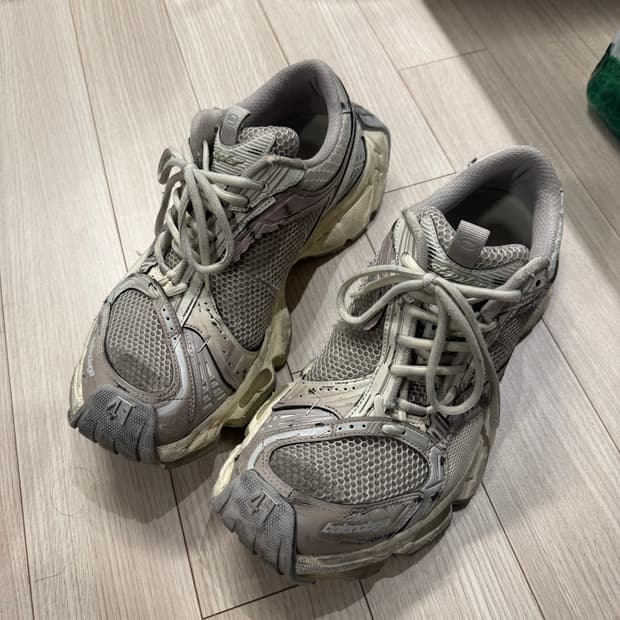 (41, 265) 발렌시아가 스테이플러