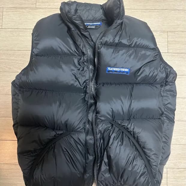 [L] 패더드프렌즈 헬리오스 베스트 블랙