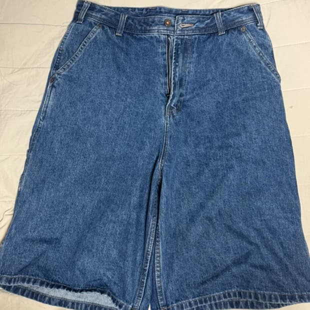 맥우드건 버뮤다 팬츠