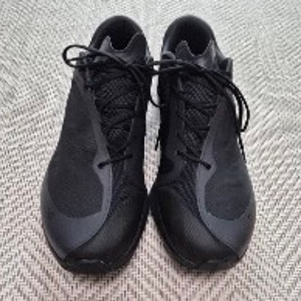 온러닝 파프 클라우드벤처 275 블랙