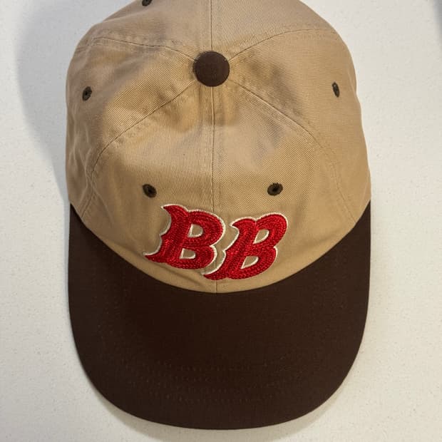 브라운 브레스 볼캡  