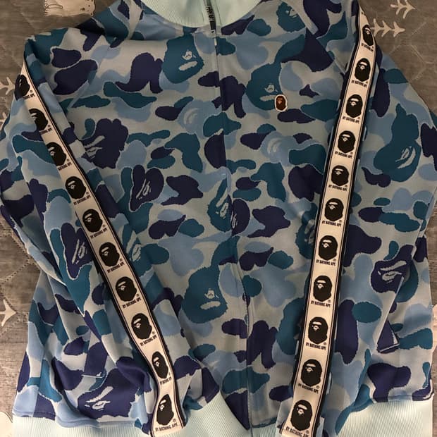 베이프 ABC 카모 자카드 트랙 자켓블루