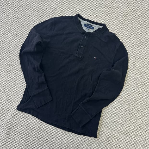 L 타미힐피거 블랙 헨리 긴팔 티셔츠 0423D