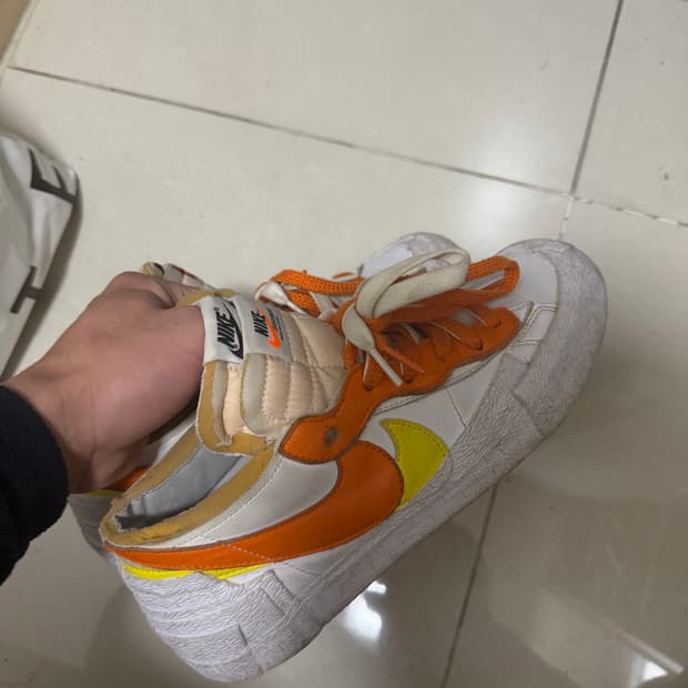 나이키 사카이 블레이저 로우