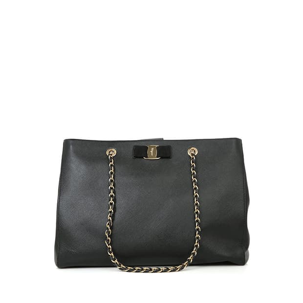 페라가모 리본 바라 멜리케 체인 숄더백 블랙 금장 21-F561