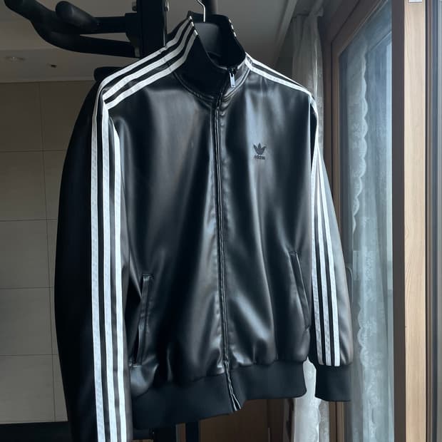 아디다스 포우레더 트랙탑
