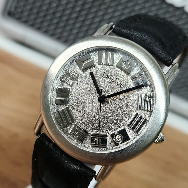 # DEJAVU 데쟈뷰 홍콩산 빈티지 레트로 손목시계 급처