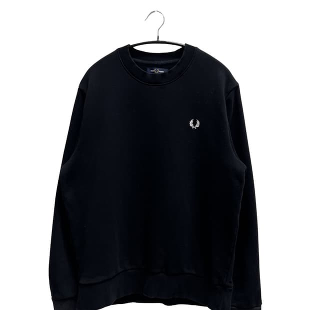 프레드페리 자수로고 맨투맨 블랙