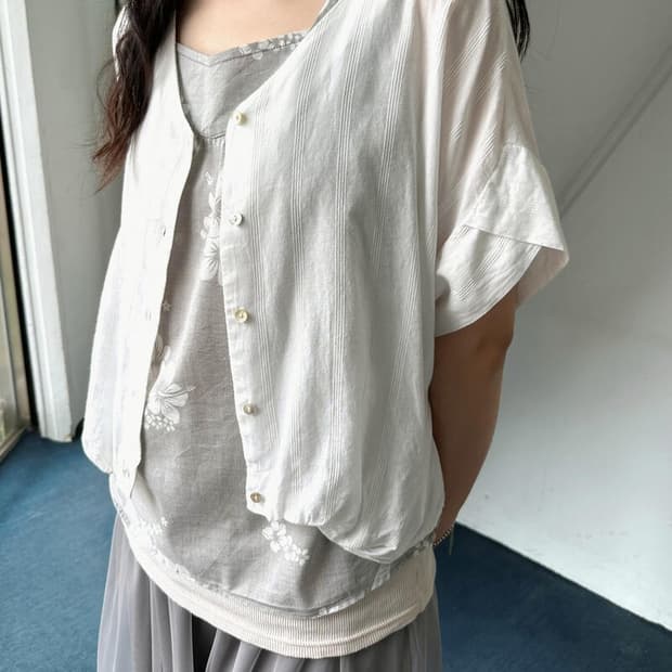 Wide design jacquard fabric shirt top