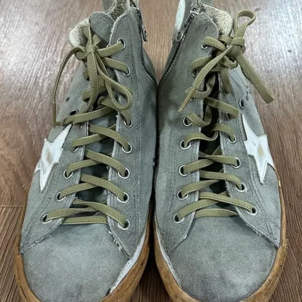 골든구스 스웨이드 스니커즈