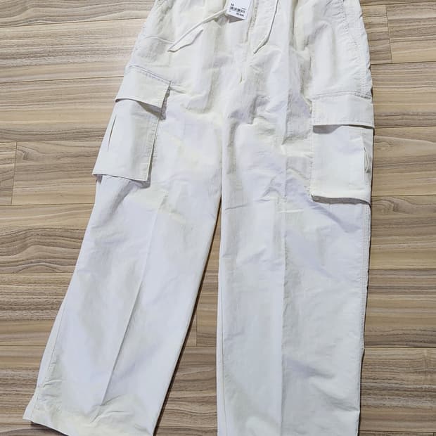 스파오나일론카고팬츠m사이즈크림