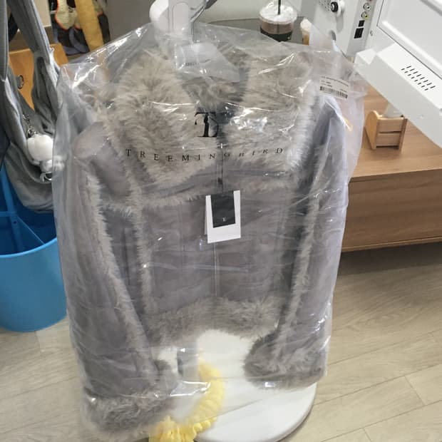 트리밍버드 시어링 무스탕 그레이 새상품 판매합니다