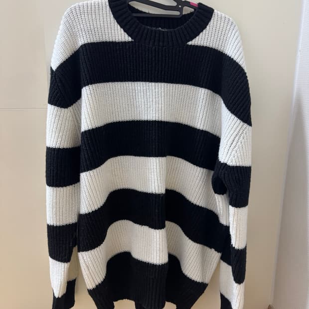 보세 스트라이프 니트