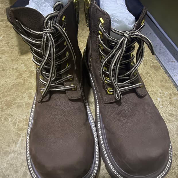 쏘유레슈어 벨루가 260