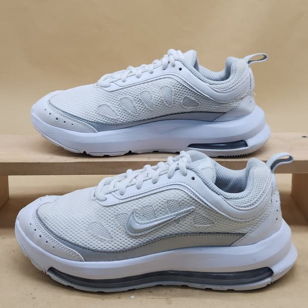 나이키 에어맥스 AP 운동화245 