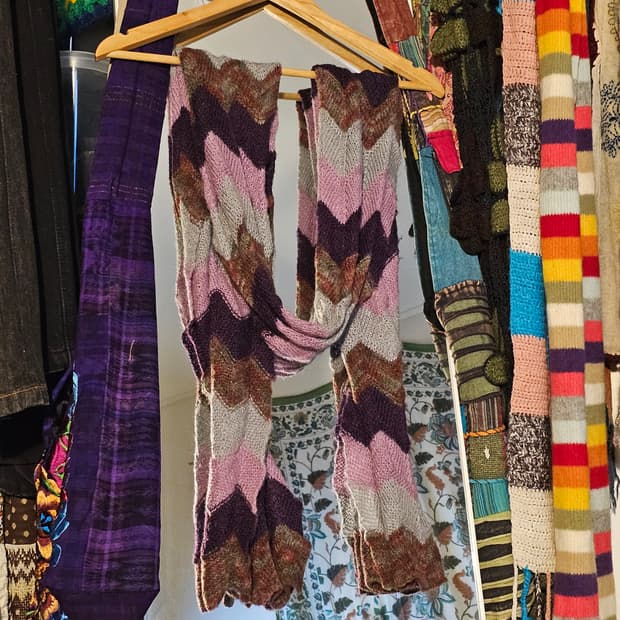 무지개떡 보라색 히피 머플러