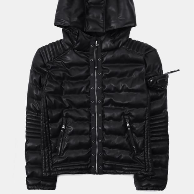 배드블러드 레더후드패딩(사이즈 S 새상품)