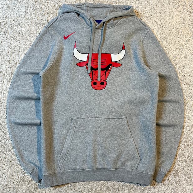 나이키 X NBA 시카고불스 후드티 그레이