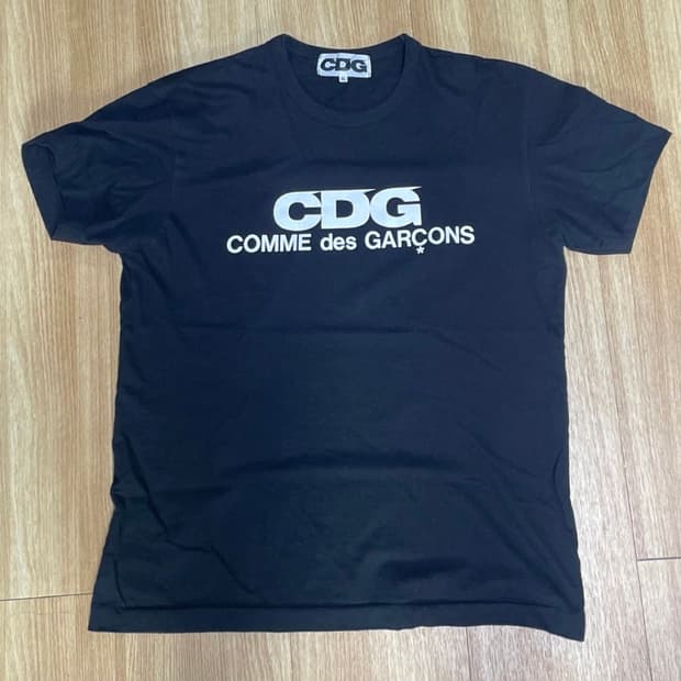 꼼데가르송 cdg 반팔 XL