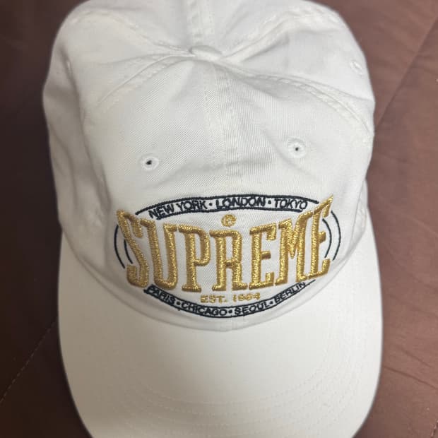 슈프림 웜업 6패널 23fw