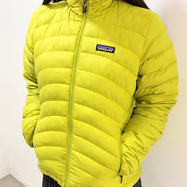 파타고니아 라임색 경량패딩