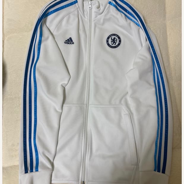 착샷O) 아디다스 첼시져지