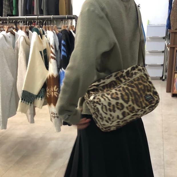 요시다포터 레오파드 크로스백 숄더백 호피