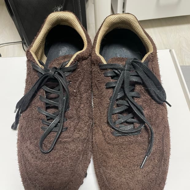 해칭룸 풋볼화 브라운 285