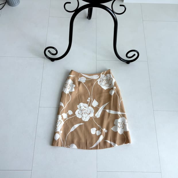 floral print midi skirt