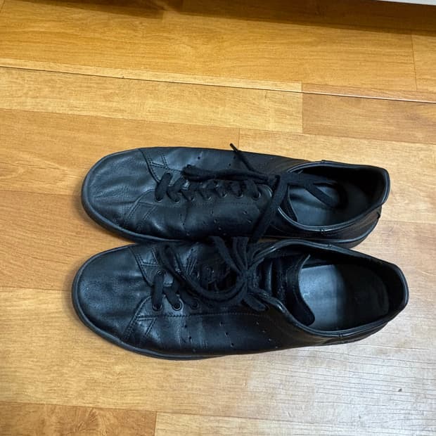 아디다스 스탠스미스 데콘