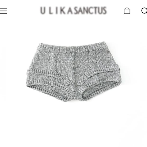 울리카 상투스 니트 숏팬츠