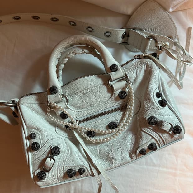 Balenciaga 발렌시아가 르카골 미니 더플백 옵틱 화이트