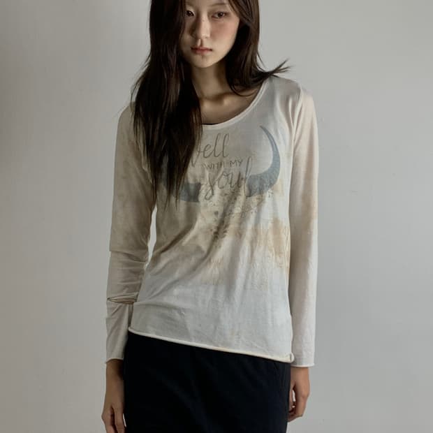 G.O.A (고아) 컷아웃 롱슬리브