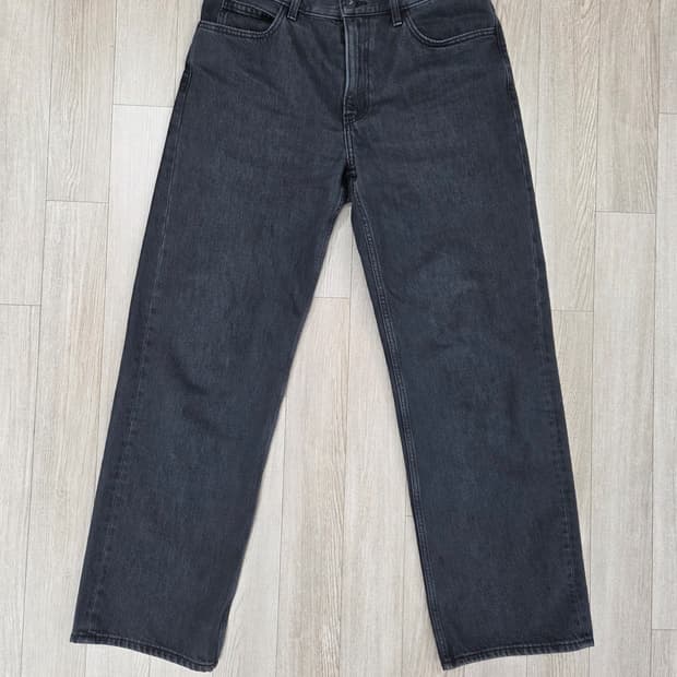 유니클로 JWA jw앤더슨 스트레이트 진 07 그레이 32