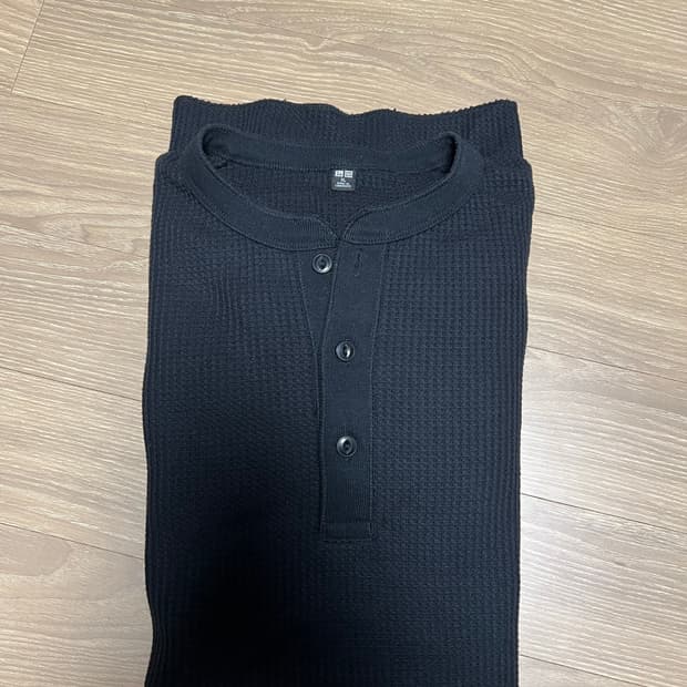 유니클로 헨리넥 Xl