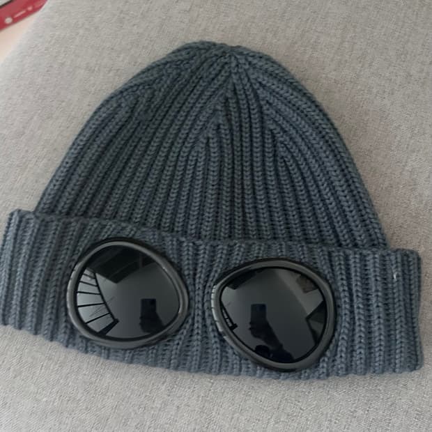 cp컴퍼니 고글 비니 그레이