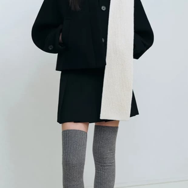 무신사 캐시미어비 블랜드 쇼트 맥코트