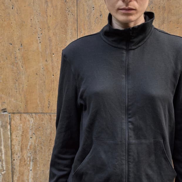 Neck zip black ( 1size )