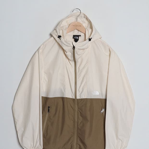 THE NORTH FACE Compact Jacket