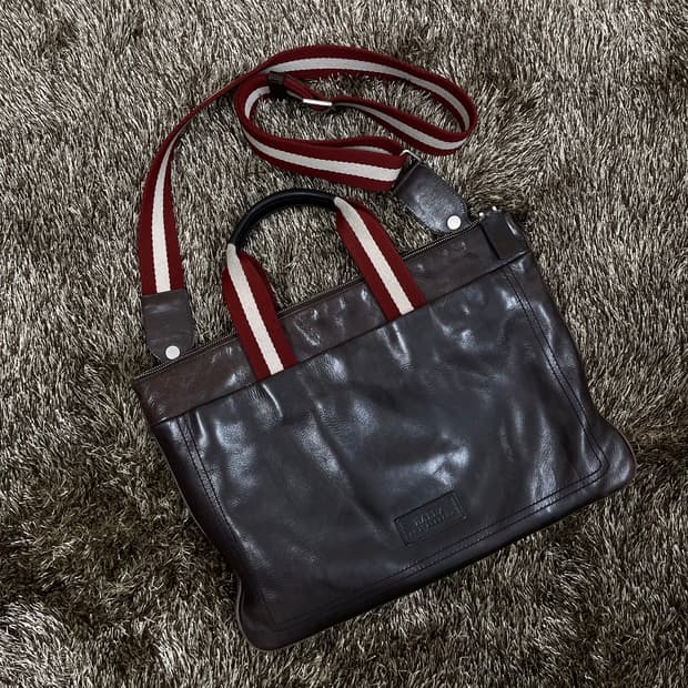 발리 Bally 브라운 레더 서류가방 토트 크로스백