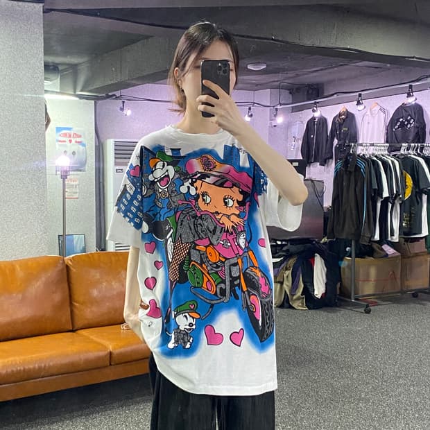 베티붑 라이딩 엔젤 반팔티 B2079