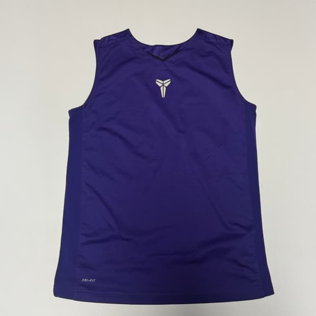 여성 나이키 올드스쿨 드라이핏 코비 나시 티셔츠