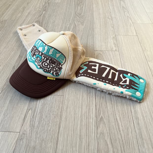 KAPITAL 캡사이즈 룰 pt 럼버 트럭 캡 오프화이트 브라운