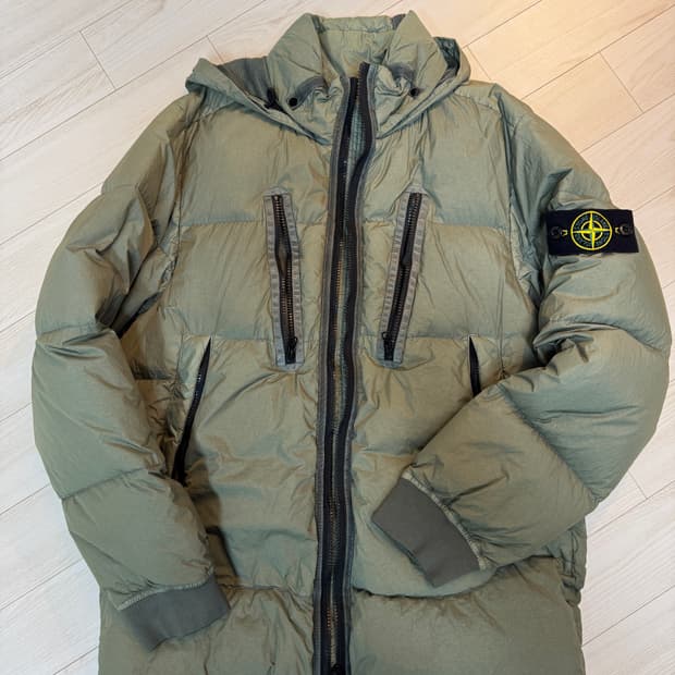 스톤아일랜드 가먼트다이드 크링클립스 다운 패딩 95 올리브