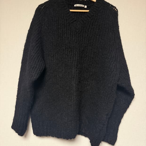 아워레가시 브이넥 니트 50