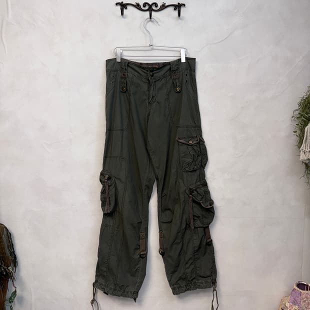 Abercrombie multi pocket cargo pants