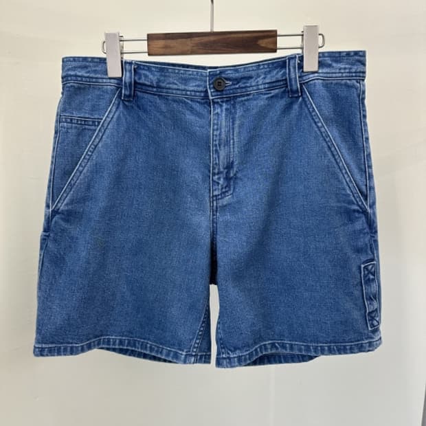 A.P.C (34)
