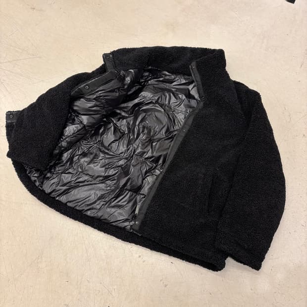 어그 블랙 플리스 리버시블 자켓